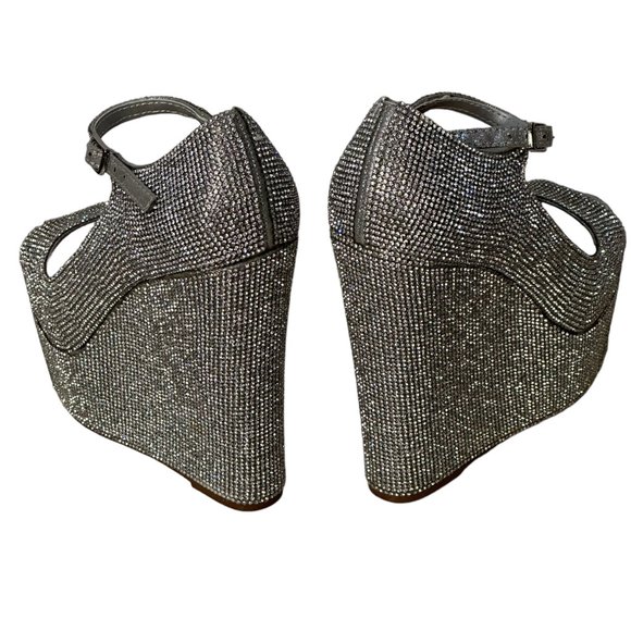(9-228) Steve Madden Silver Rhinestone Platform Wedge Heels - Picture 6 of 14